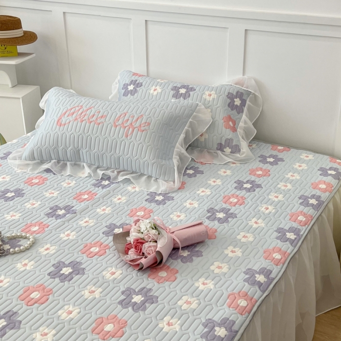 91家纺网 家纺一手货源 找家纺 昔可 2022新款ins风小清新床裙款乳胶凉席三件套 床裙款-浪漫仲夏