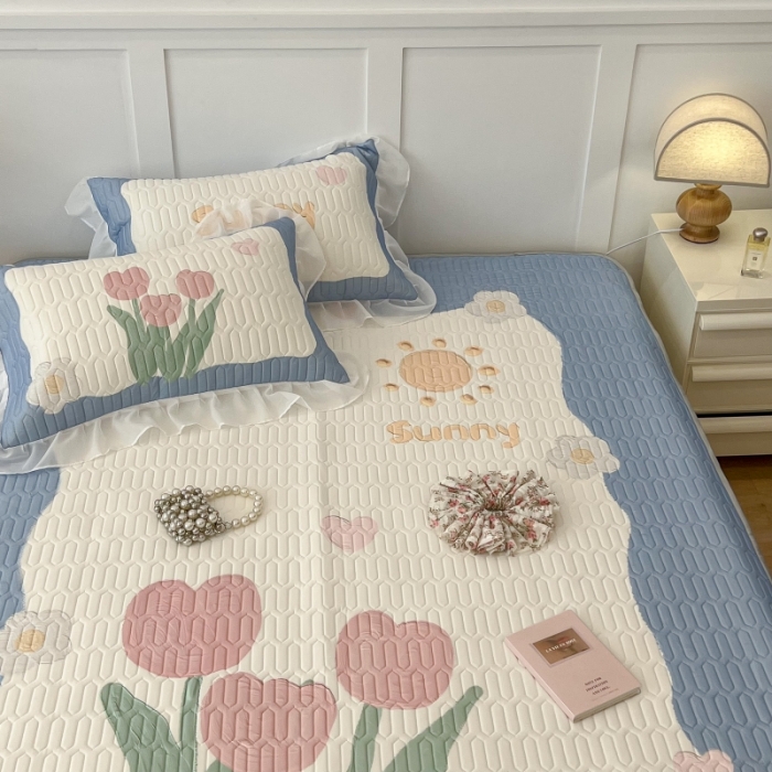 91家纺网 家纺一手货源 找家纺 昔可 2022新款ins风小清新床裙款乳胶凉席三件套 床裙款-夏日郁金香