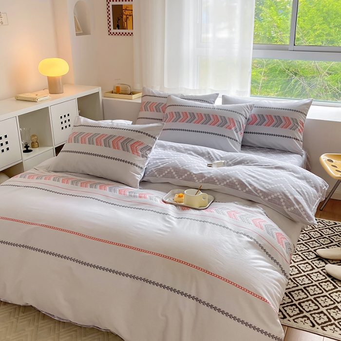 91家纺网 家纺一手货源 找家纺 田野 2022新款13372全棉小清新印花四件套 浮光