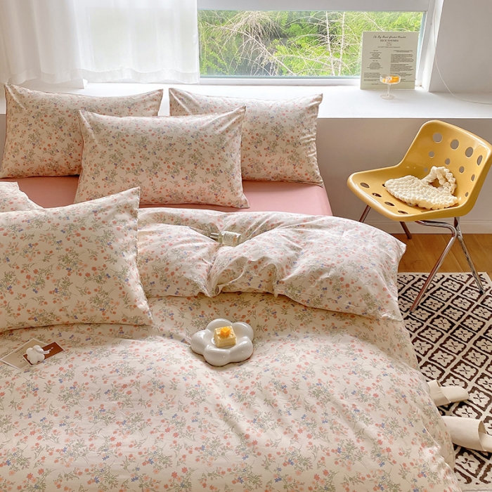 91家纺网 家纺一手货源 找家纺 田野 2022新款13372全棉小清新印花四件套 花束