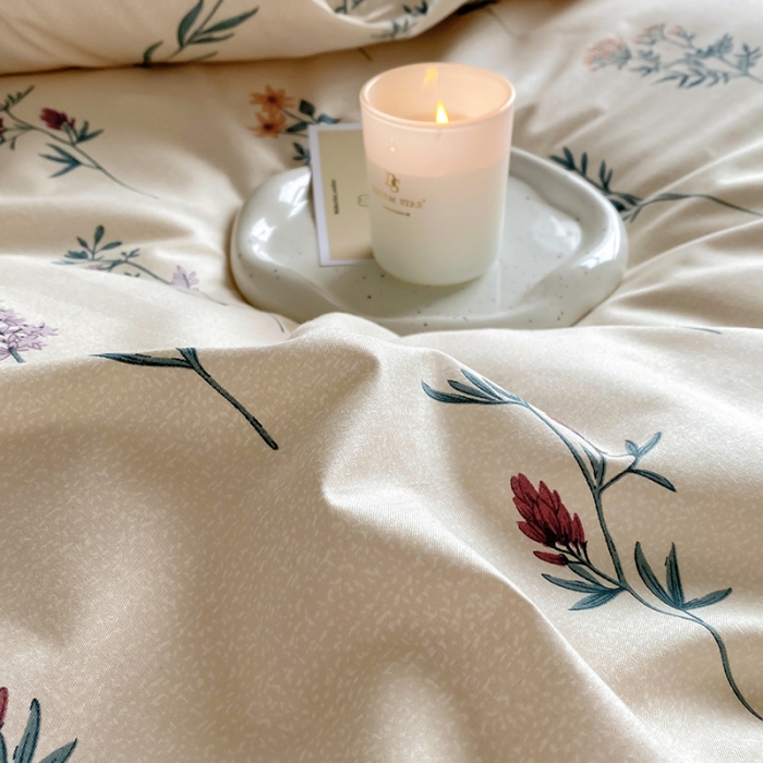 91家纺网 家纺一手货源 找家纺 田野 2022新款13372全棉小清新印花四件套 摇曳