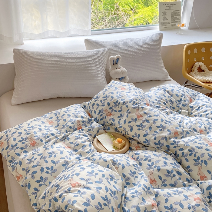 91家纺网 家纺一手货源 找家纺 田野 2022新款40支13372全棉单被套 菲菲兔