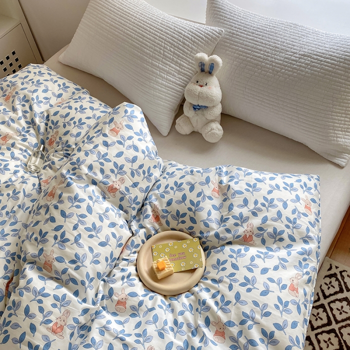 91家纺网 家纺一手货源 找家纺 田野 2022新款40支13372全棉单被套 菲菲兔