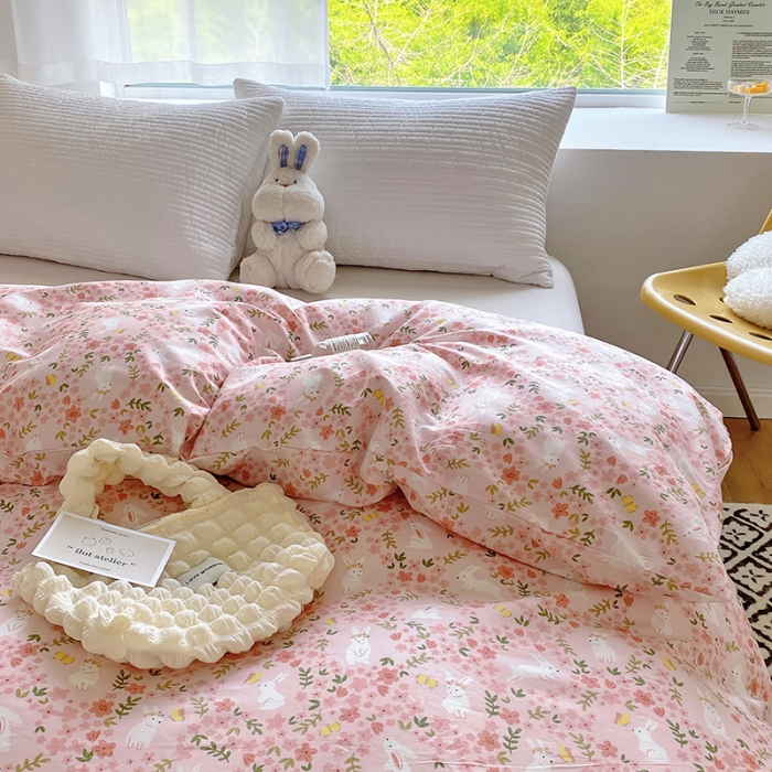 91家纺网 家纺一手货源 找家纺 田野 2022新款40支13372全棉单被套 花环兔