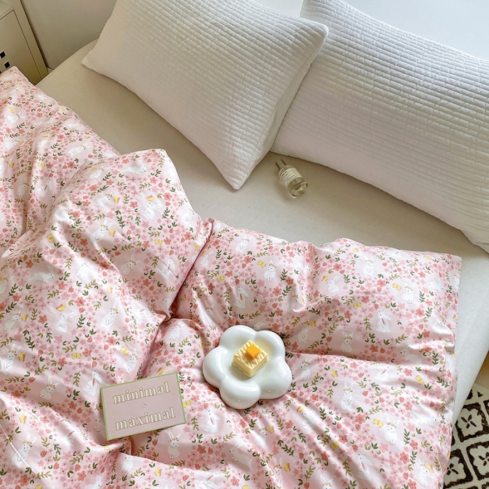 91家纺网 家纺一手货源 找家纺 田野 2022新款40支13372全棉单被套 花环兔