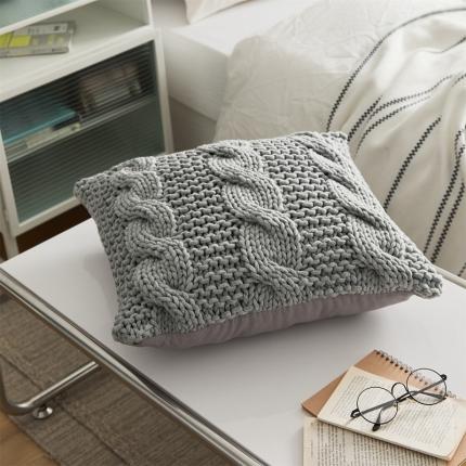 91家纺网 家纺一手货源 找家纺 暖绵绵 北欧风手工棒针DIY抱枕套-浣纱（不含芯） 浣纱-绞花灰