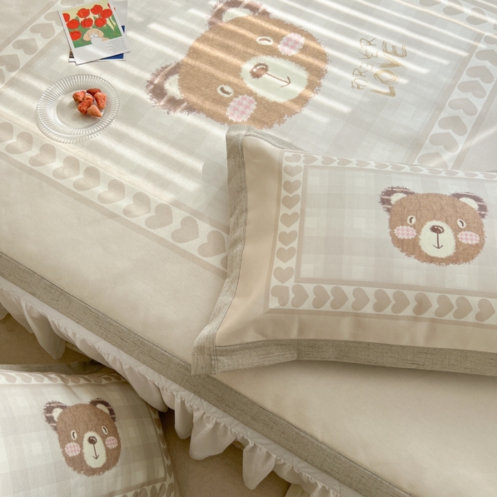 91家纺网 家纺一手货源 找家纺 时年 2022新款全工艺环保数码印花高品质水洗冰丝凉席 爱心熊