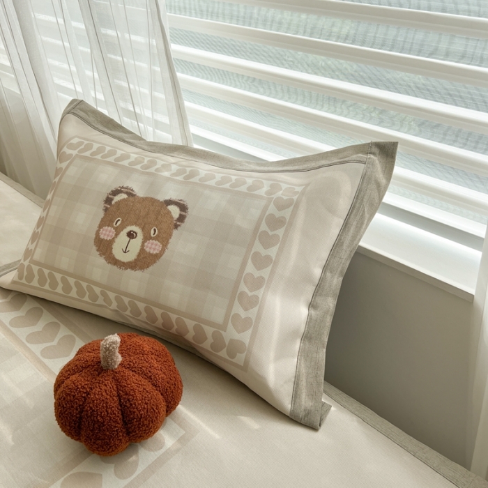 91家纺网 家纺一手货源 找家纺 时年 2022新款全工艺环保数码印花高品质水洗冰丝凉席 爱心熊