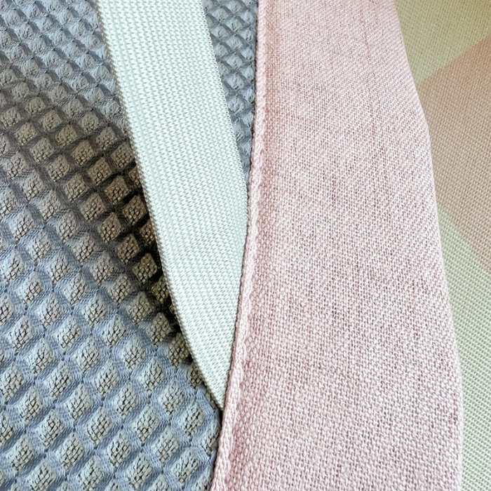 91家纺网 家纺一手货源 找家纺 时年 2022新款全工艺环保数码印花高品质水洗冰丝凉席 草莓兔