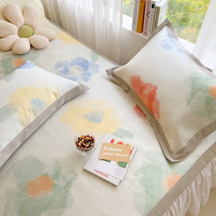 91家纺网 家纺一手货源 找家纺 时年 2022新款全工艺环保数码印花高品质水洗冰丝凉席 春田花花