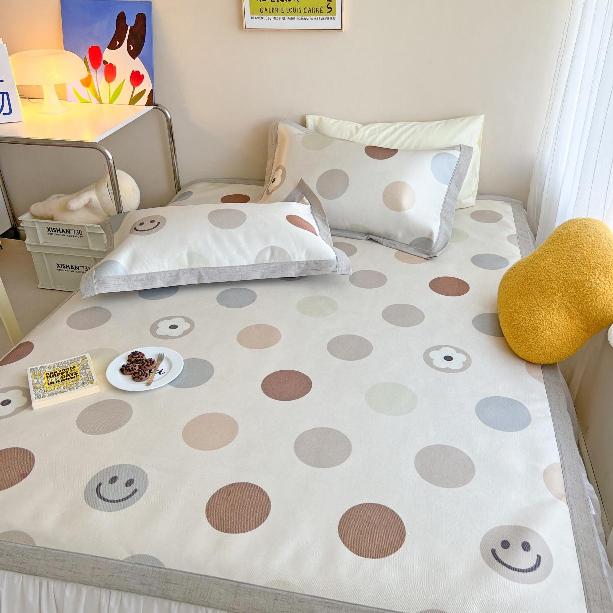 91家纺网 家纺一手货源 找家纺 时年 2022新款全工艺环保数码印花高品质水洗冰丝凉席 微笑波点