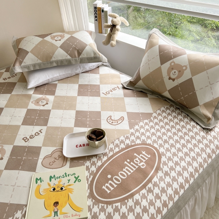 91家纺网 家纺一手货源 找家纺 时年 2022新款全工艺环保数码印花高品质水洗冰丝凉席 月亮宝贝