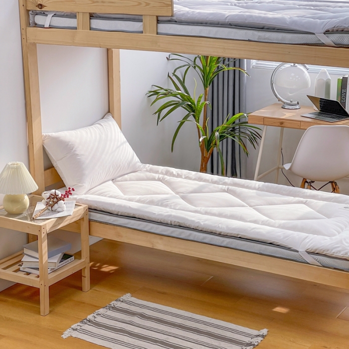 91家纺网 家纺一手货源 找家纺 棉造家居 2022新款宿舍床垫 白色