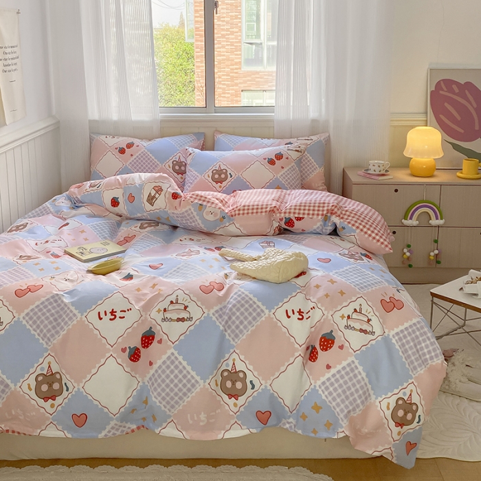 91家纺网 家纺一手货源 找家纺 桃子家居 2022新款ins小清新奶油卡通纯棉系列四件套 格子小熊小兔