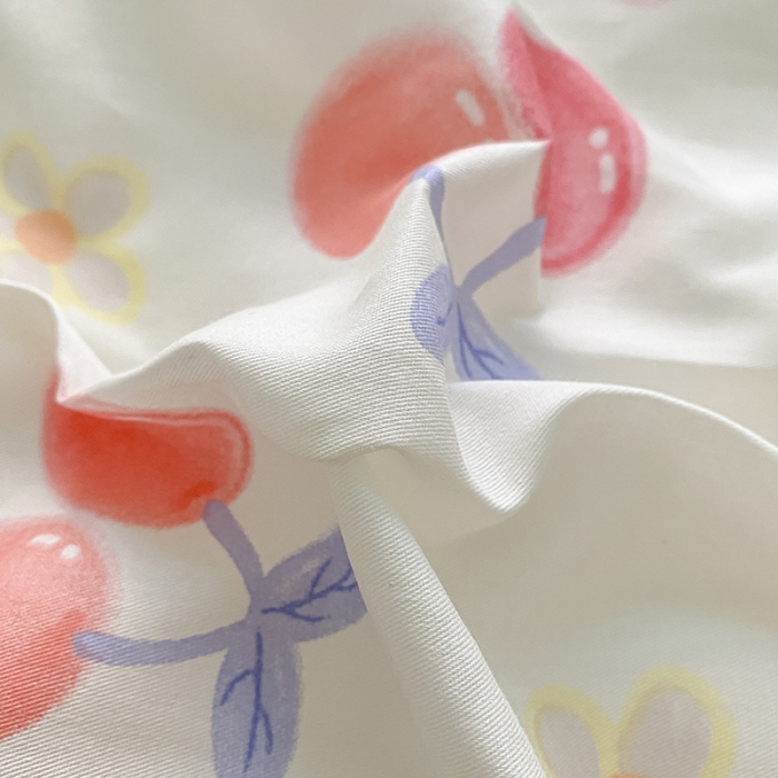 91家纺网 家纺一手货源 找家纺 桃子家居 2022新款ins小清新奶油卡通纯棉系列四件套 花朵小樱桃