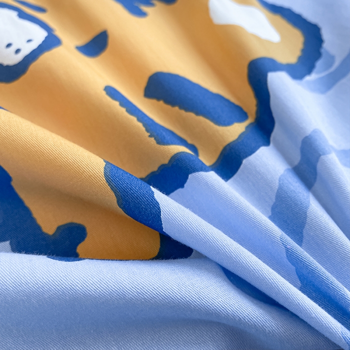 91家纺网 家纺一手货源 找家纺 桃子家居 2022新款ins小清新奶油卡通纯棉系列四件套 蓝色虎先森