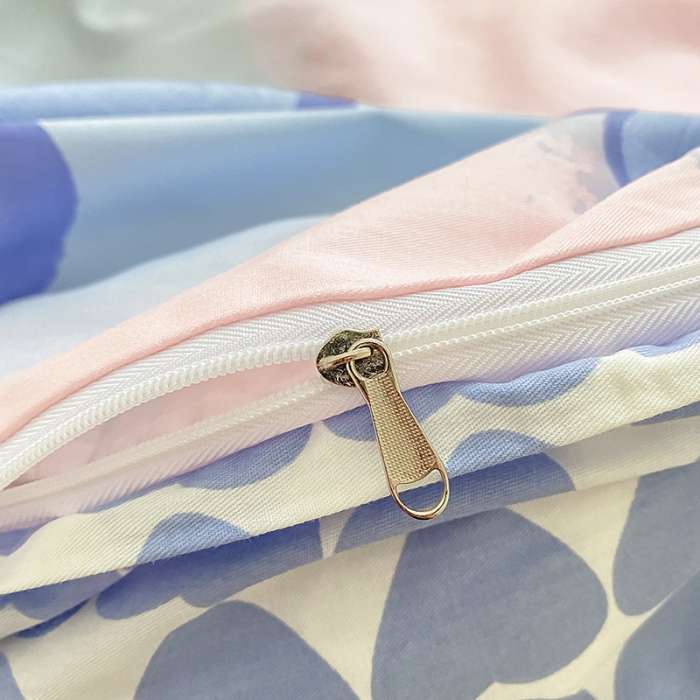 91家纺网 家纺一手货源 找家纺 桃子家居 2022新款ins小清新奶油卡通纯棉系列四件套 蓝心奶油花