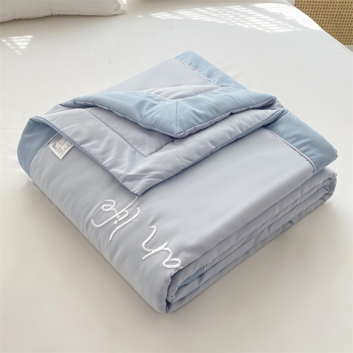 91家纺网 家纺一手货源 找家纺 米乐被业2025新款凉感绣花大豆夏被空调被被子被芯典雅灰