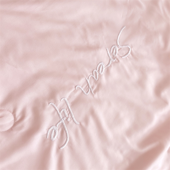 91家纺网 家纺一手货源 找家纺 米乐被业2025新款凉感绣花大豆夏被空调被被子被芯樱花粉