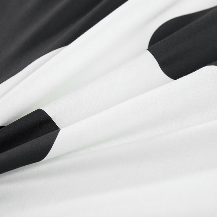 91家纺网 家纺一手货源 找家纺 （总）艾佳 2025新款全棉黑白经典波浪纹四件套-场景一