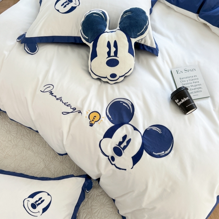 91家纺网 家纺一手货源 找家纺 （总）朗莎家纺 2022新款正版迪士尼长绒棉四件套
