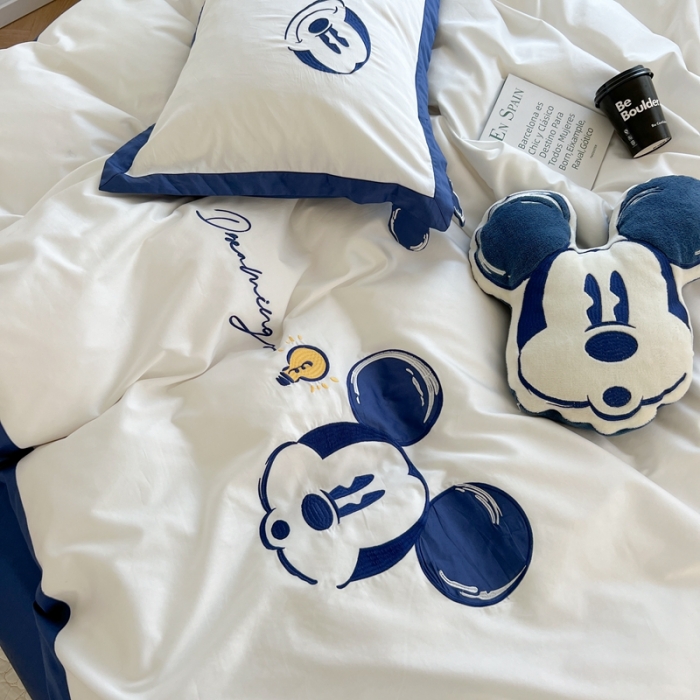 91家纺网 家纺一手货源 找家纺 （总）朗莎家纺 2022新款正版迪士尼长绒棉四件套