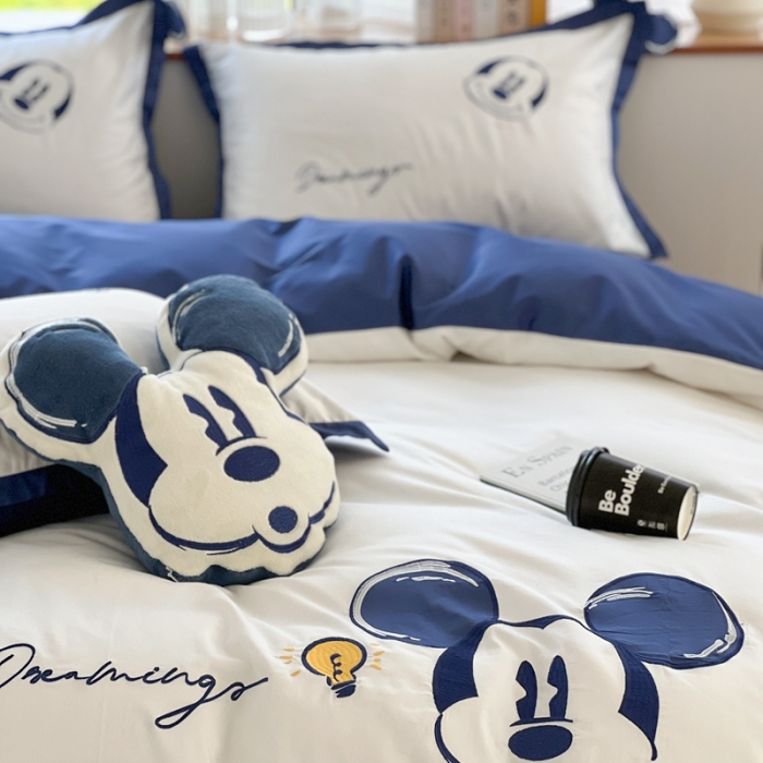 91家纺网 家纺一手货源 找家纺 朗莎家纺 2022新款正版卡通长绒棉四件套 米老鼠