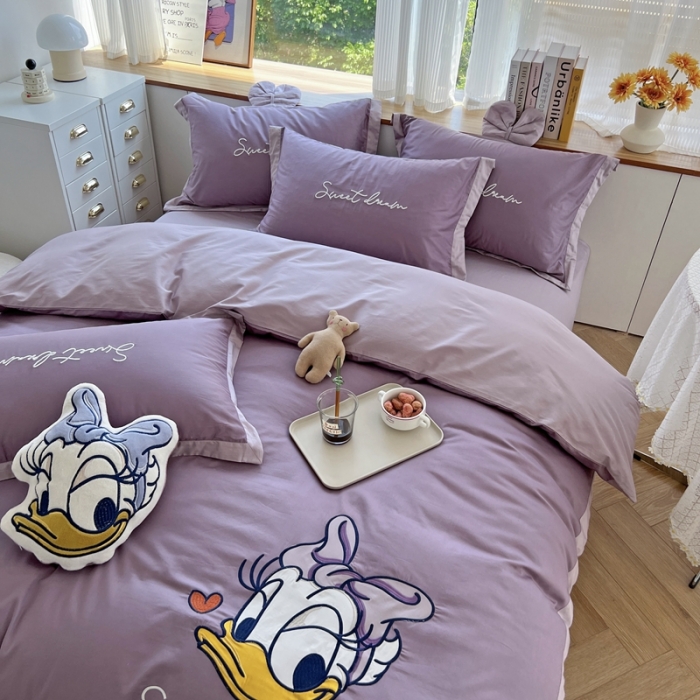 91家纺网 家纺一手货源 找家纺 朗莎家纺 2022新款正版卡通长绒棉四件套 唐老鸭