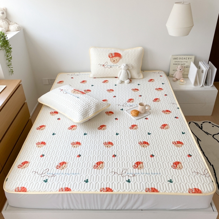 91家纺网 家纺一手货源 找家纺 朗莎家纺 2022新款可机洗凉感丝卡通乳胶凉席 达菲