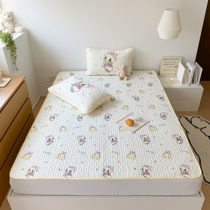 91家纺网 家纺一手货源 找家纺 朗莎家纺 2022新款可机洗凉感丝卡通乳胶凉席 黛丝