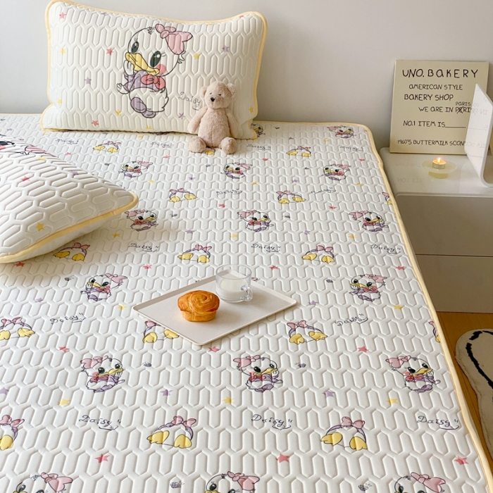 91家纺网 家纺一手货源 找家纺 朗莎家纺 2022新款可机洗凉感丝卡通乳胶凉席 黛丝