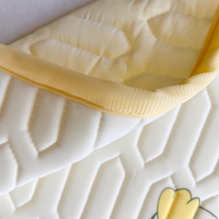 91家纺网 家纺一手货源 找家纺 朗莎家纺 2022新款可机洗凉感丝卡通乳胶凉席 黛丝