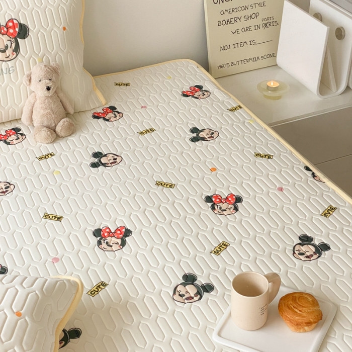 91家纺网 家纺一手货源 找家纺 朗莎家纺 2022新款可机洗凉感丝卡通乳胶凉席 米妮