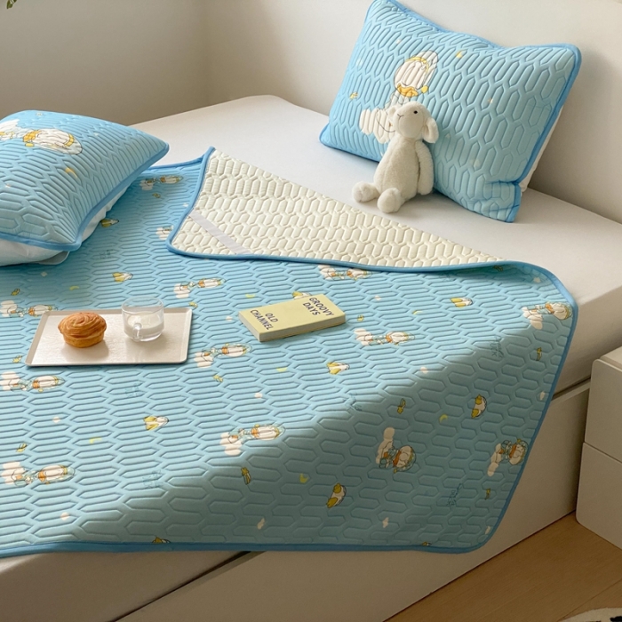 91家纺网 家纺一手货源 找家纺 朗莎家纺 2022新款可机洗凉感丝卡通乳胶凉席 唐老鸭