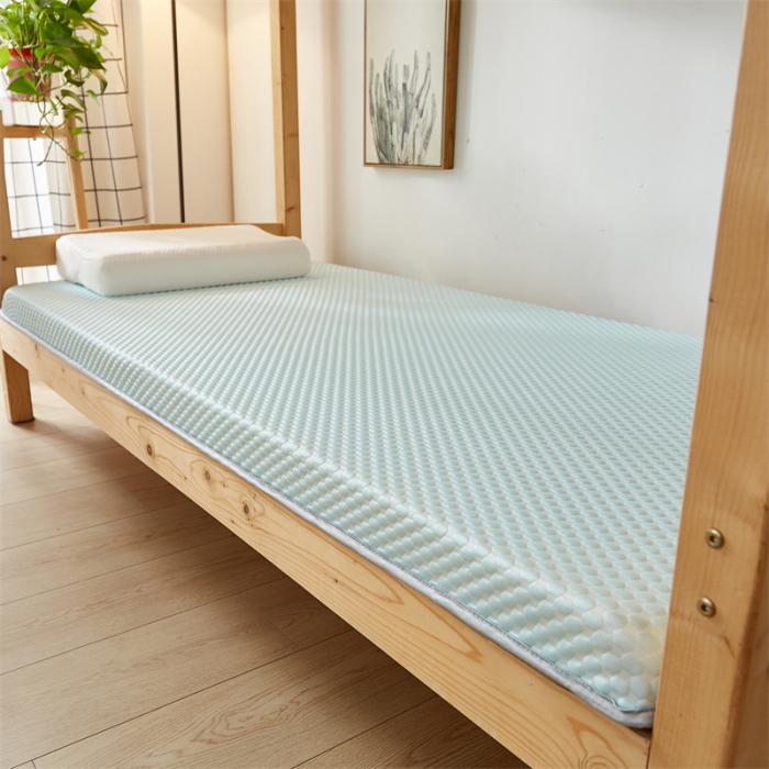 91家纺网 家纺一手货源 找家纺 寐珂 2025新款A类凉感魔豆豆床垫-学生款 薄荷绿