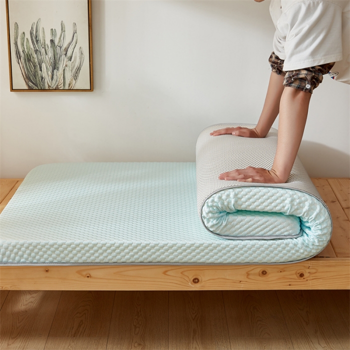 91家纺网 家纺一手货源 找家纺 寐珂 2025新款A类凉感魔豆豆床垫-学生款 薄荷绿