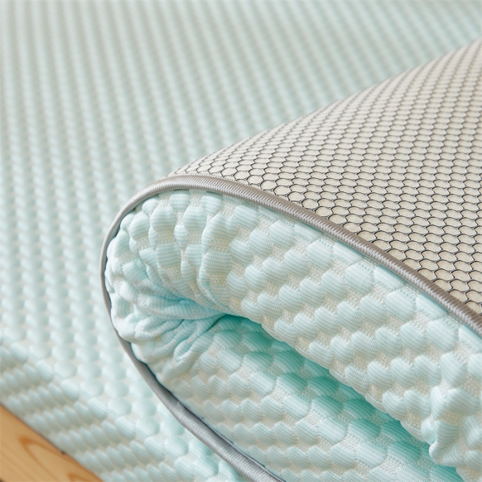 91家纺网 家纺一手货源 找家纺 寐珂 2025新款A类凉感魔豆豆床垫-学生款 薄荷绿