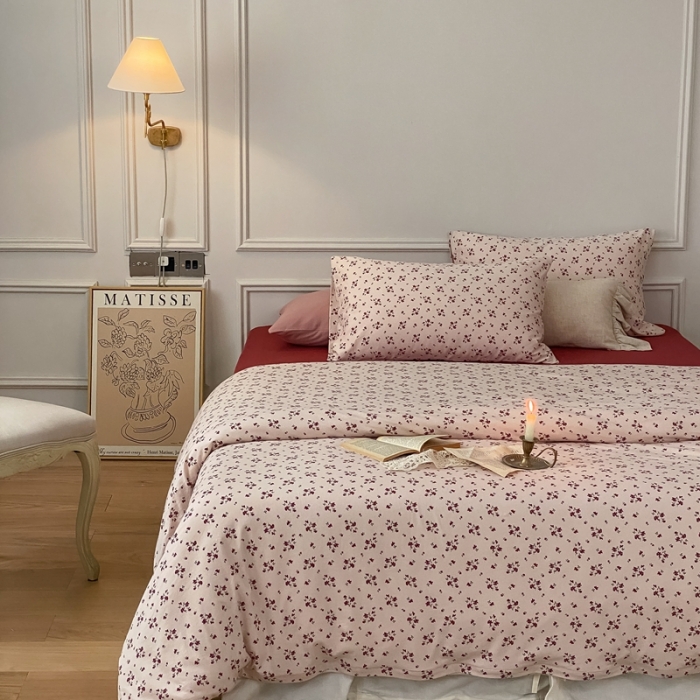 91家纺网 家纺一手货源 找家纺 蘭菲家纺 2023新款针织棉碎花系列四件套 酒红探戈