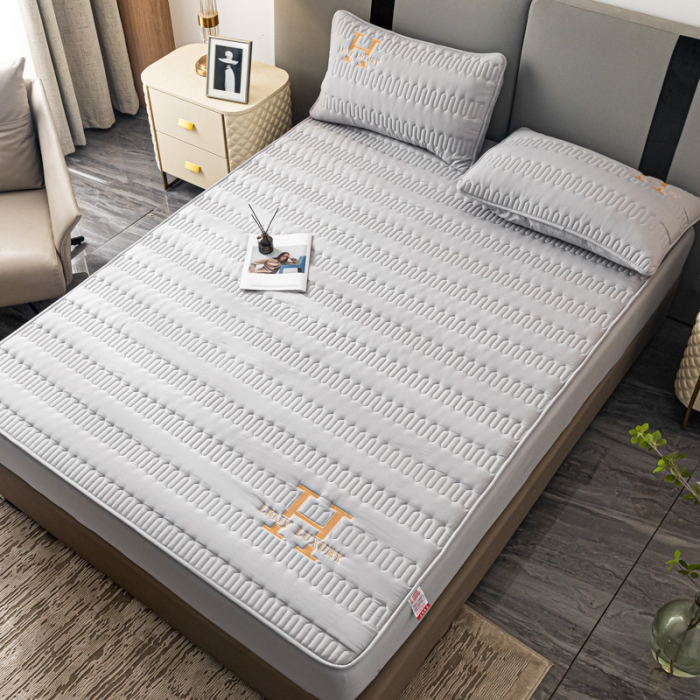 91家纺网 家纺一手货源 找家纺 鑫钰 2023年新款原棉大豆夹棉床笠直播爆款 雅致灰