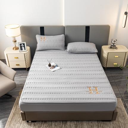 91家纺网 家纺一手货源 找家纺 鑫钰 2023年新款原棉大豆夹棉床笠直播爆款 雅致灰