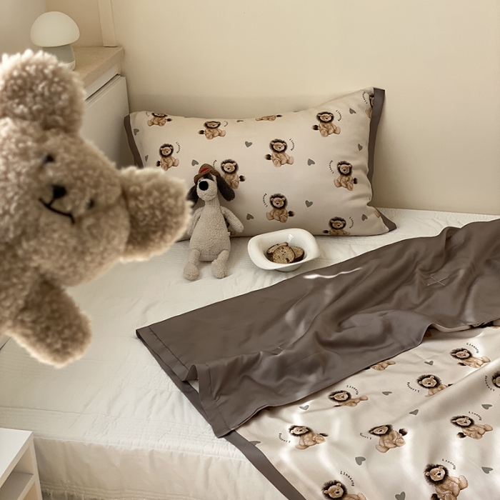 91家纺网 家纺一手货源 找家纺 汇庭 2022新款单人天丝卡通印花夏被子被芯 比得狮子