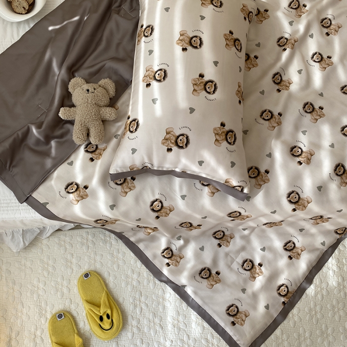 91家纺网 家纺一手货源 找家纺 汇庭 2022新款单人天丝卡通印花夏被子被芯 比得狮子