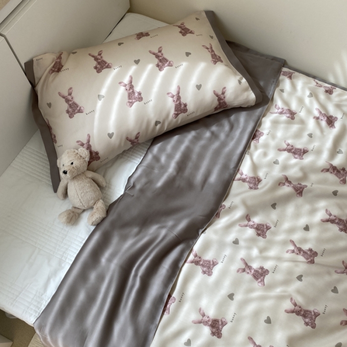 91家纺网 家纺一手货源 找家纺 汇庭 2022新款单人天丝卡通印花夏被子被芯 比得兔