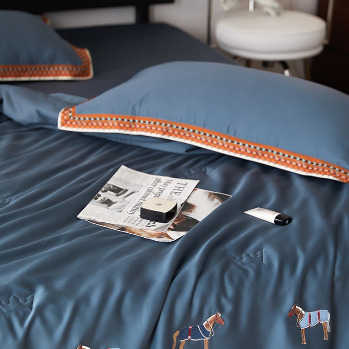 91家纺网 家纺一手货源 找家纺 汇庭 2022新款奥地利60天丝数码花边夏被-马德里 马德里蓝色