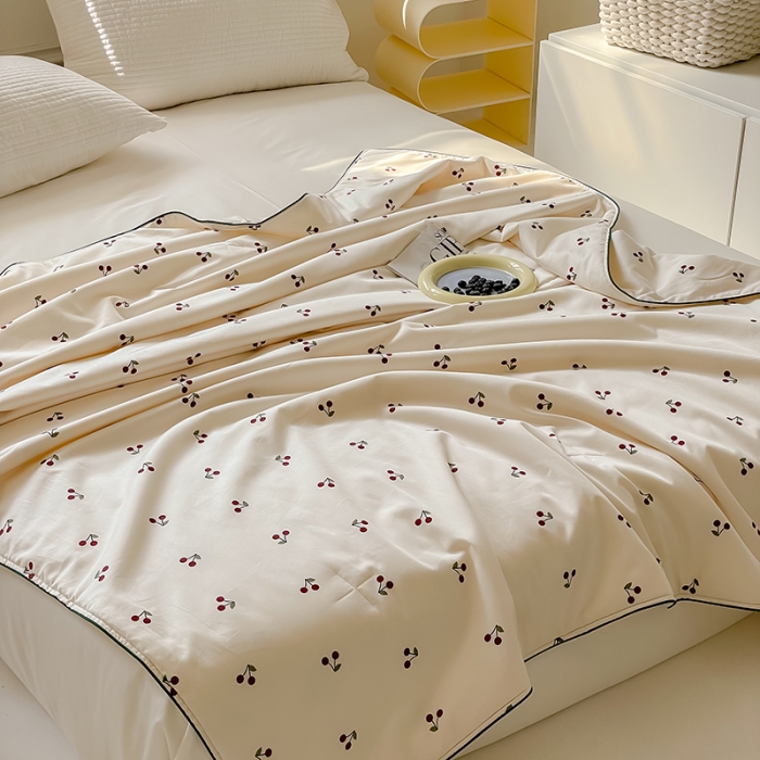 91家纺网 家纺一手货源 找家纺 汇庭 2022新款A类儿童印花大豆夏被 小樱桃