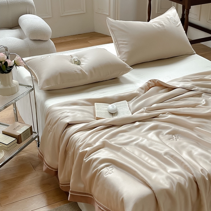 91家纺网 家纺一手货源 找家纺 汇庭 2022新款雅思兰夏凉被被子被芯 米黄