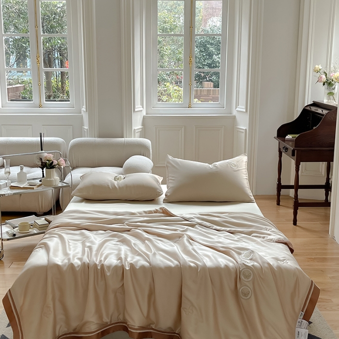 91家纺网 家纺一手货源 找家纺 汇庭 2022新款雅思兰夏凉被被子被芯 米黄