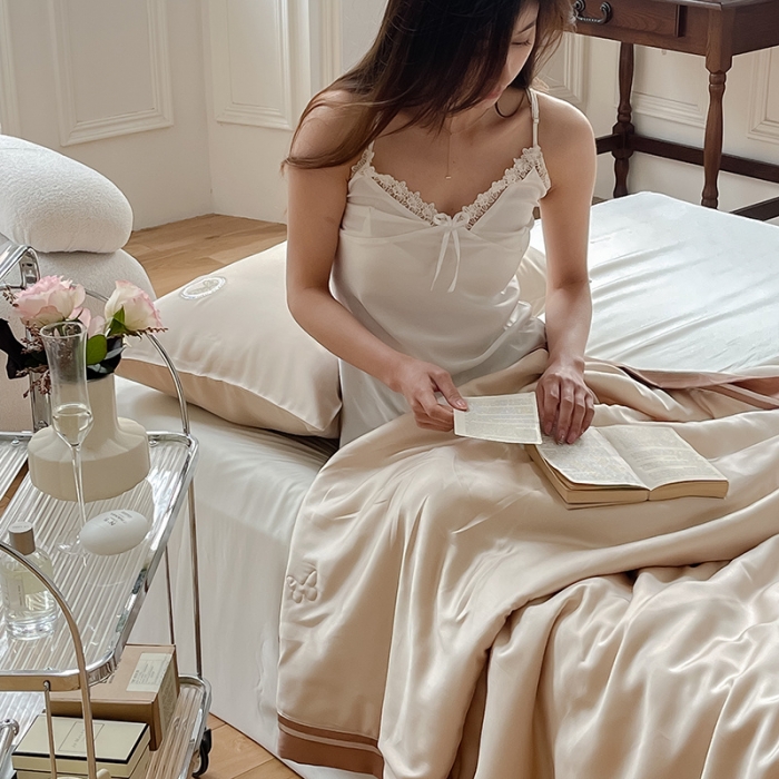 91家纺网 家纺一手货源 找家纺 汇庭 2022新款雅思兰夏凉被被子被芯 米黄