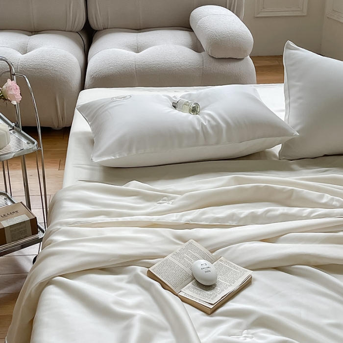 91家纺网 家纺一手货源 找家纺 汇庭 2022新款雅思兰夏凉被被子被芯 奶白色