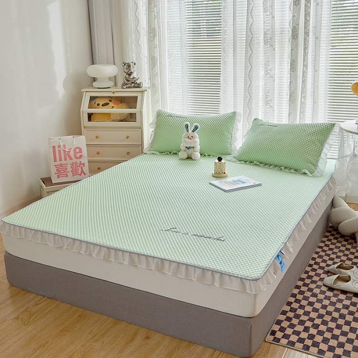 91家纺网 家纺一手货源 找家纺 （总）金丝鸟 2022新款花边床笠款冰豆豆凉席